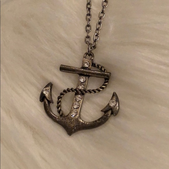 Anchor pendant necklace - Picture 1 of 2